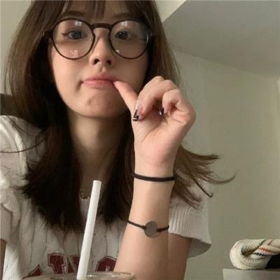 伯爵夫人的耳环